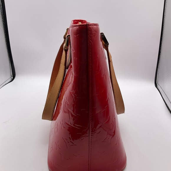 Louis Vuitton Monogram Vernis Houston LV Logo Red Patent Tote Bag - Picture 4 of 16